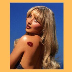 Sabrina Carpenter 8x10 Photo